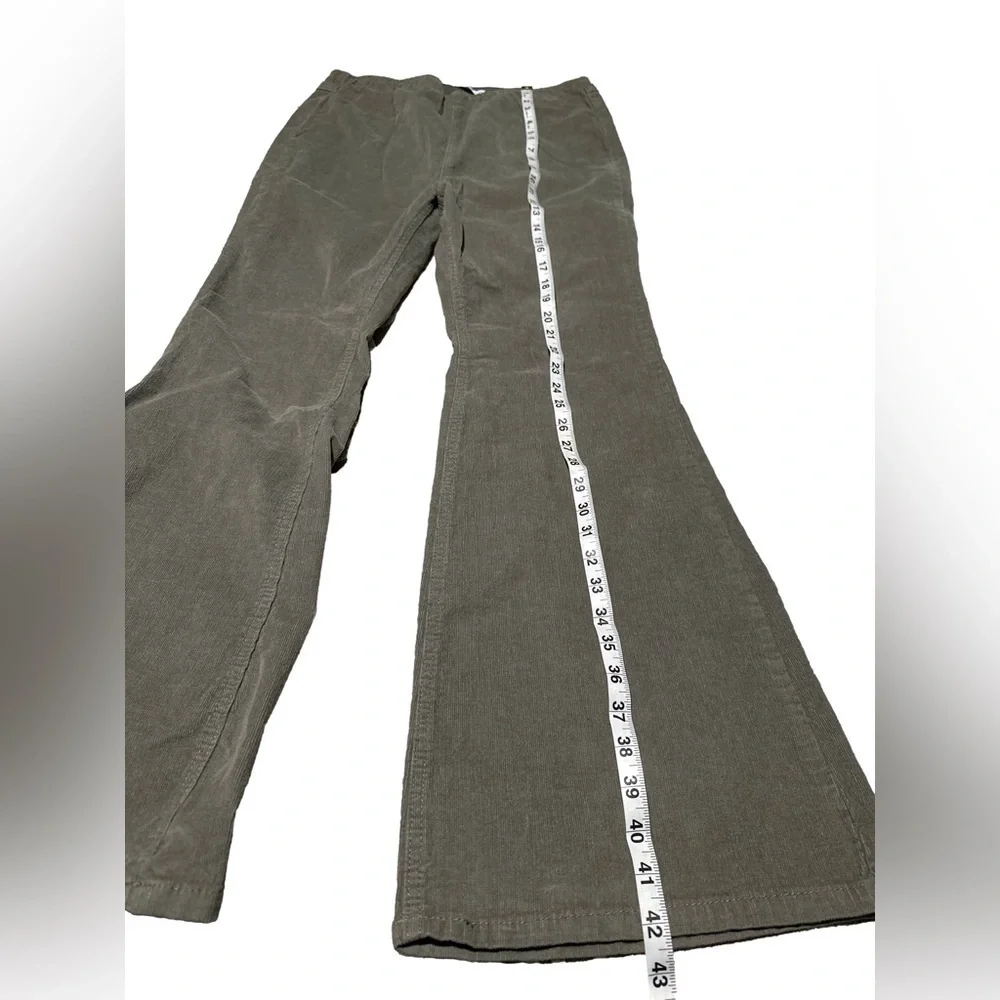 Corduroy bellbottoms - Picture 2 of 7